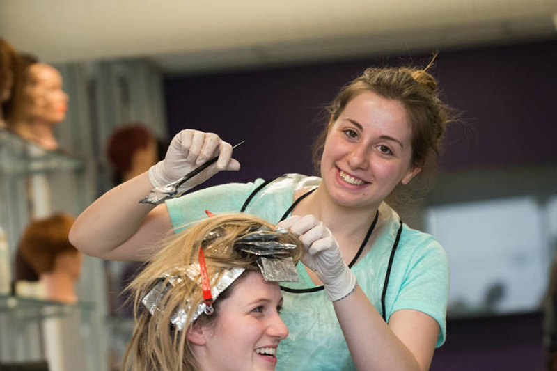 Certificate III in Hairdressing SHB30416 Victoria University